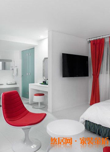 蒲團(tuán)充當(dāng)座椅