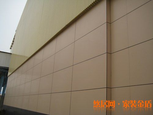 選用薄板瓷磚裝修的優(yōu)勢有哪些？  