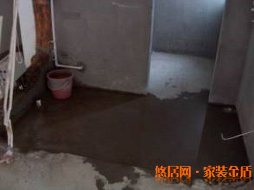 地面出現(xiàn)漏水現(xiàn)象應(yīng)該怎么處理？