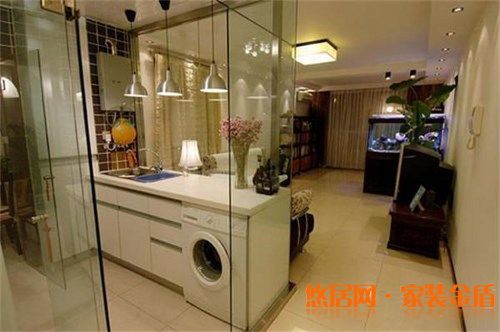 家居裝飾怎么巧妙運(yùn)用玻璃來裝飾？