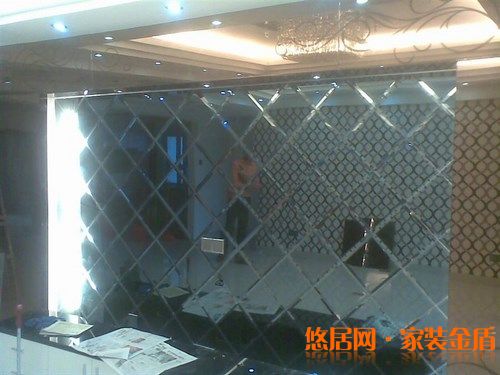 家庭裝修選用有色玻璃好不好？