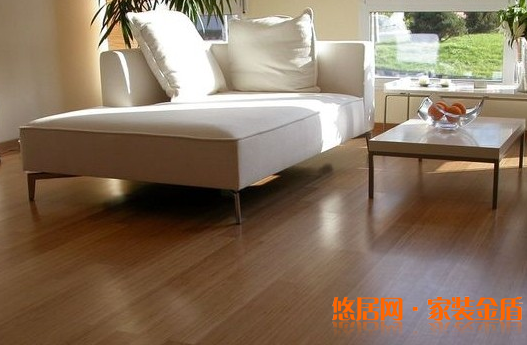 裝修中實(shí)木地板和復(fù)合地板區(qū)別