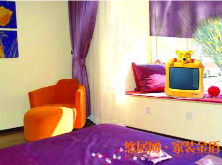 轉(zhuǎn)角飄窗裝修效果圖