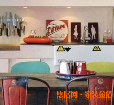 敞開(kāi)式廚房隔斷效果圖