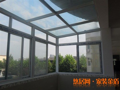 怎樣辨別有毒的塑鋼門窗的問題？  