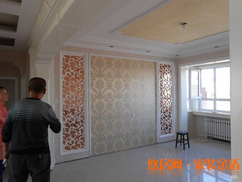 乳膠漆的墻面可以直接來(lái)貼壁紙嗎?