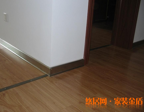 踢腳線材質(zhì)分類