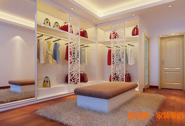 家庭衣帽間應怎么裝修