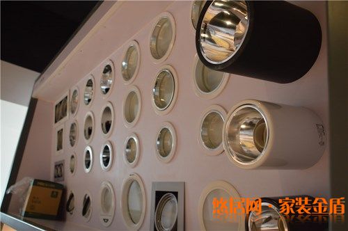 檢驗木門質(zhì)量優(yōu)劣的指標有哪些？