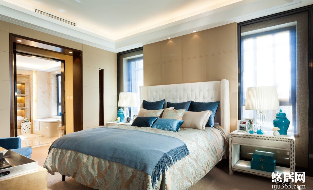 復(fù)式樓臥室